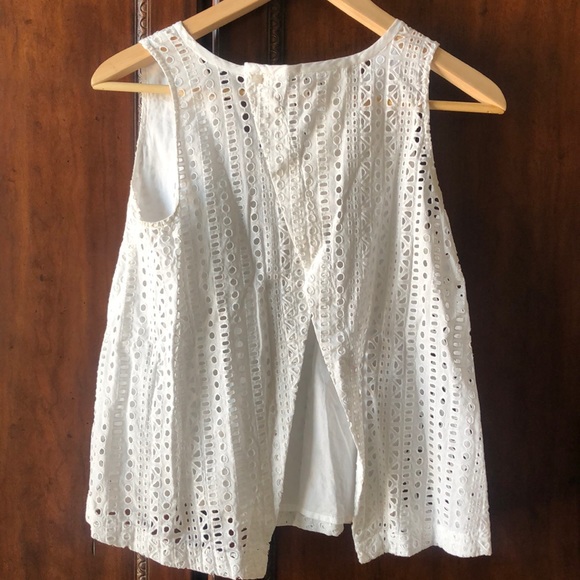 Madewell Eyelet Lace Top - Picture 2 of 5
